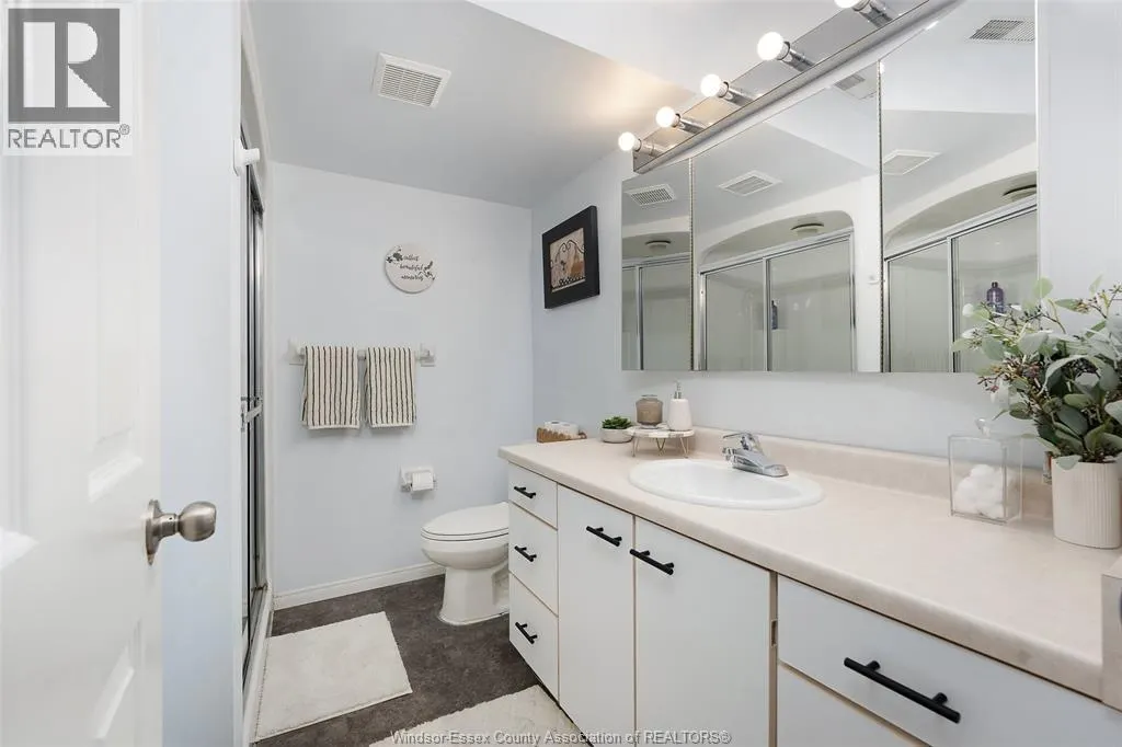 12589 HORWOOD CRESCENT