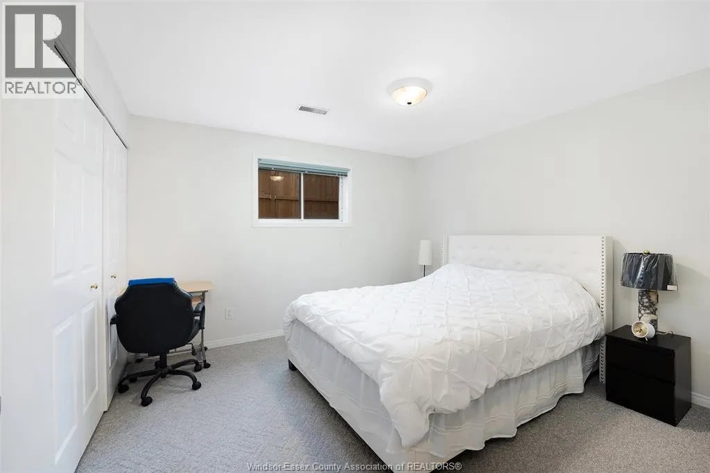 12589 HORWOOD CRESCENT