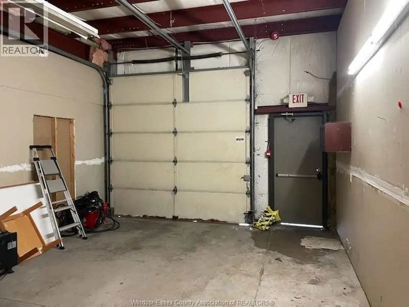 357 QUEEN STREET Unit# V/L + SHOP + GARAGE