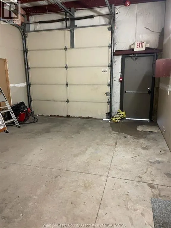 357 QUEEN STREET Unit# V/L + SHOP + GARAGE