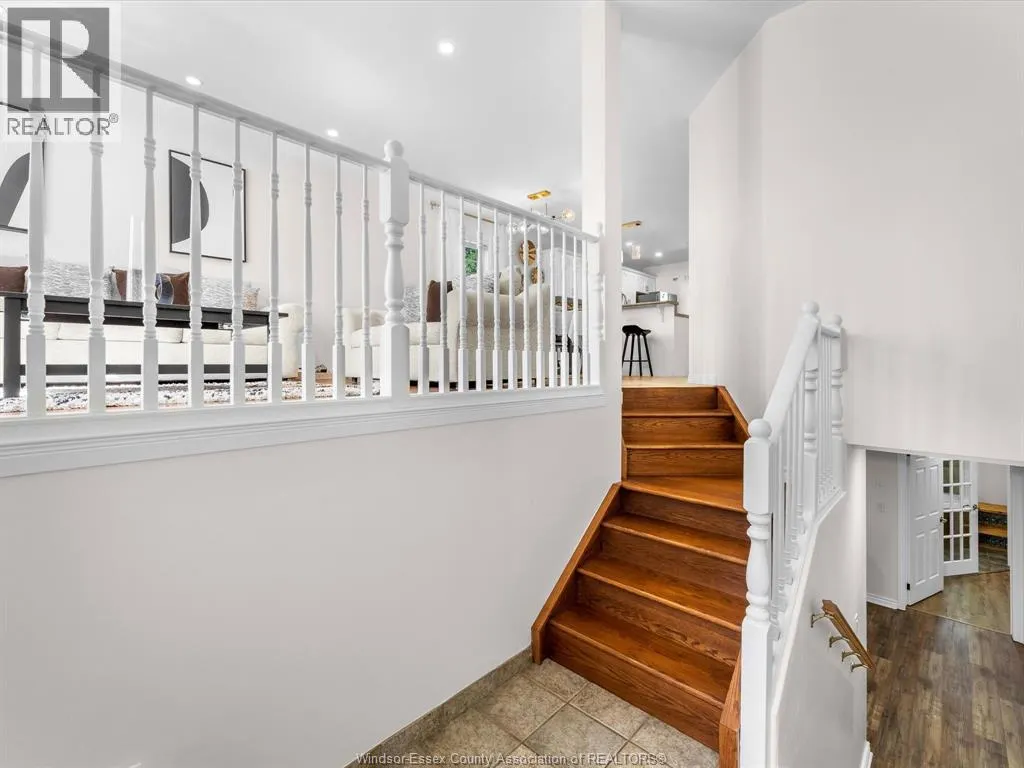 791 HELENA CRESCENT