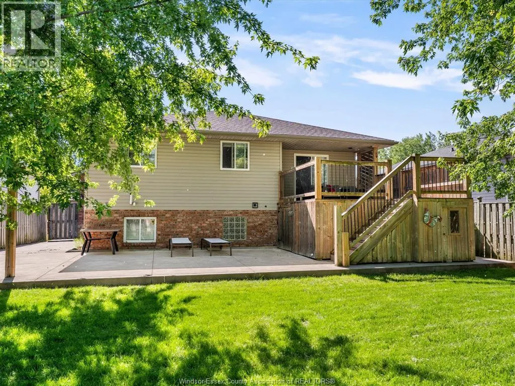 791 HELENA CRESCENT