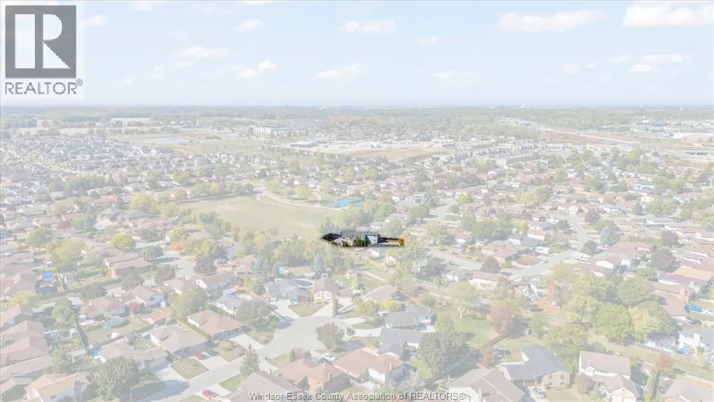 1467 GUILDWOOD CRESCENT