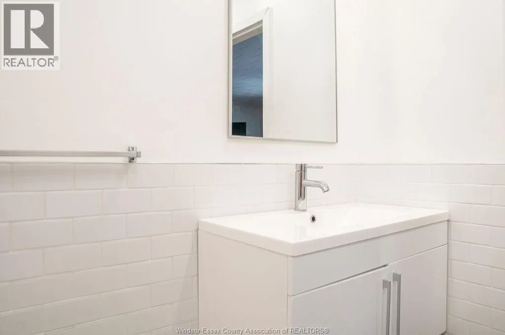 840 Ross Lane Unit# 3
