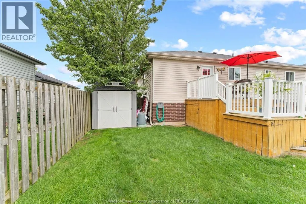 98 HAZEL CRESCENT