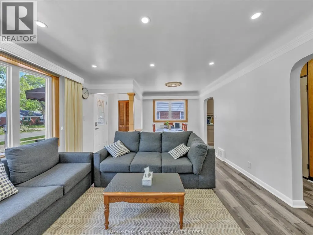 3551 DOMINION BOULEVARD