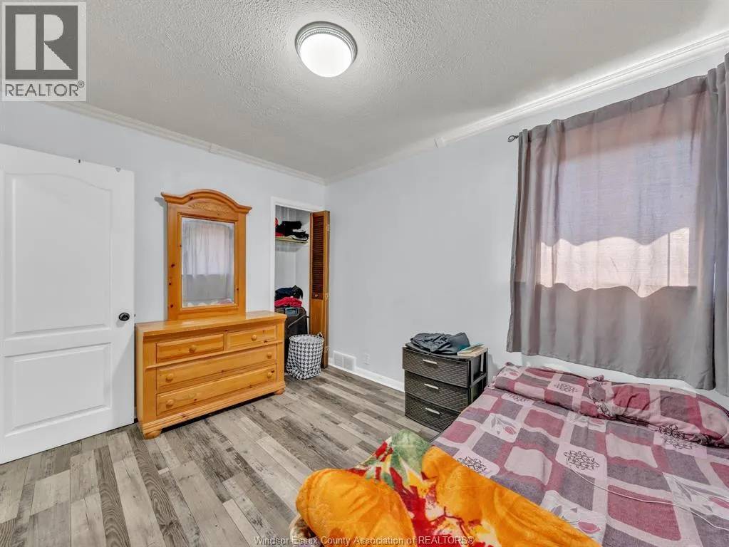 3551 DOMINION BOULEVARD