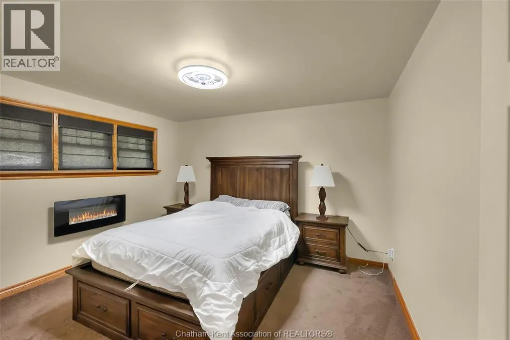 20928 Victoria ROAD