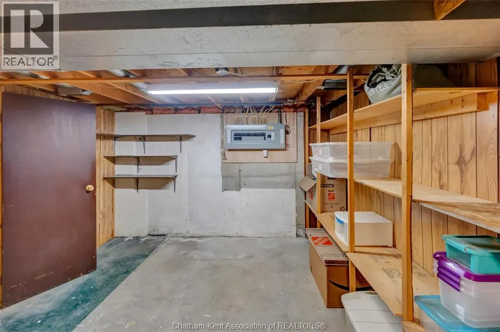 27 Marion AVENUE