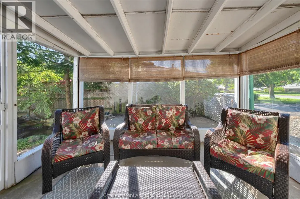 27 Marion AVENUE