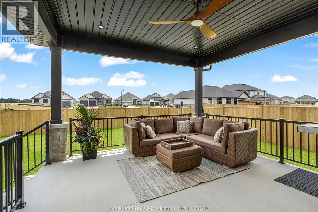 42 ROSEWOOD CRESCENT