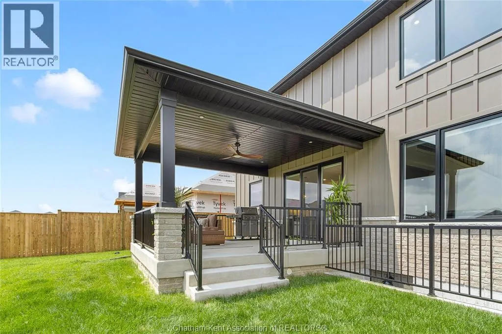 42 ROSEWOOD CRESCENT