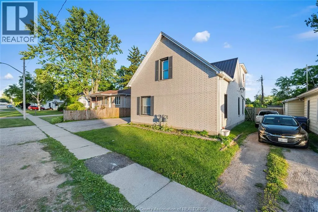 143 WELLINGTON STREET