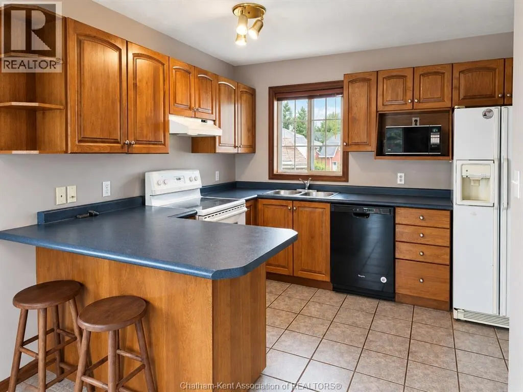 74 Fieldstone PLACE