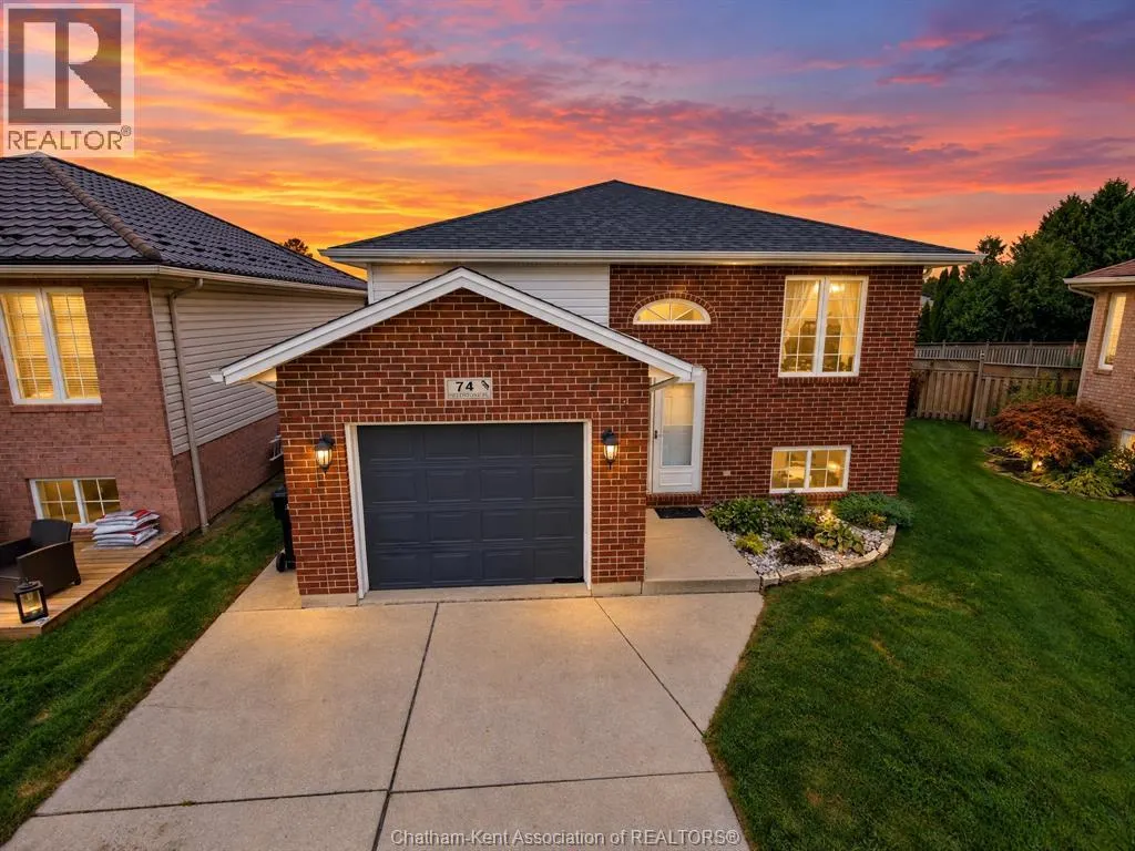 74 Fieldstone PLACE