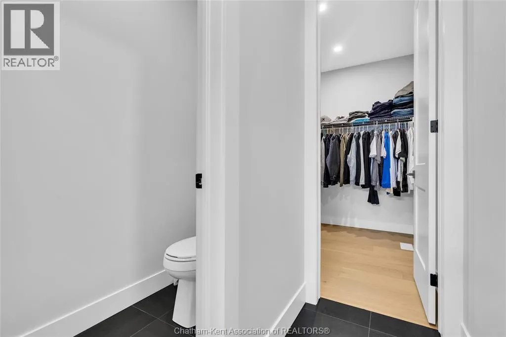 111 Bloomington WAY
