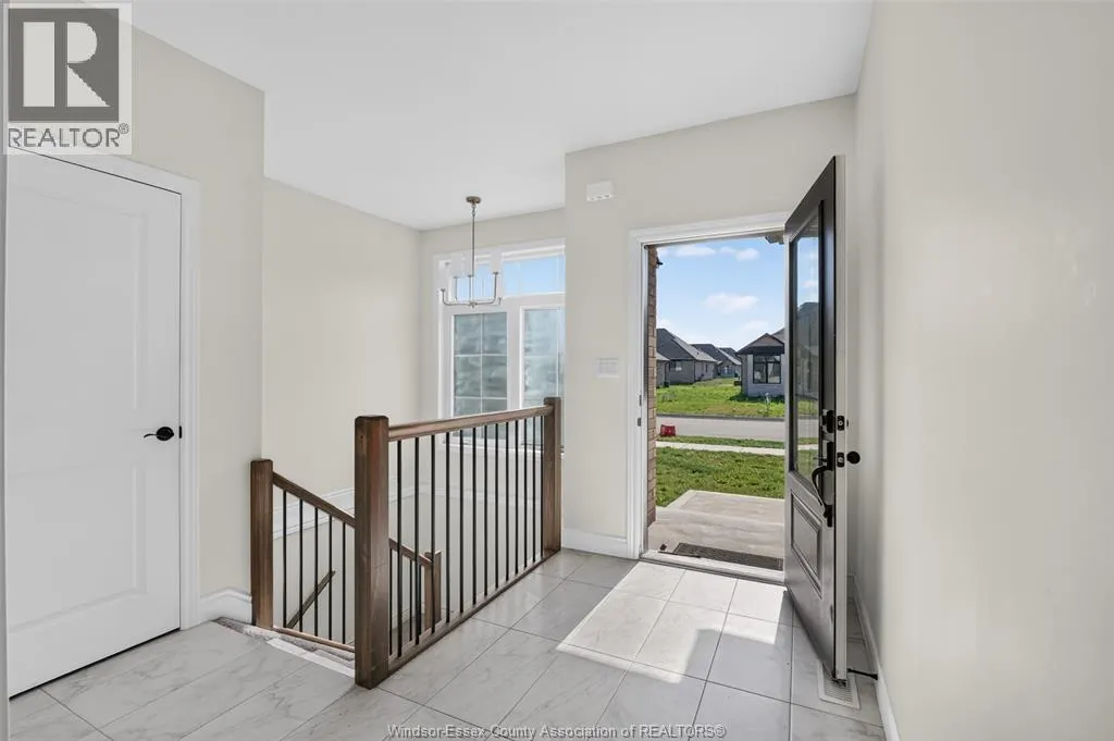 53 CALLAMS BAY CRESCENT