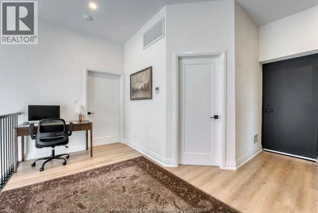 4300 Laurier PARKWAY Unit# 215