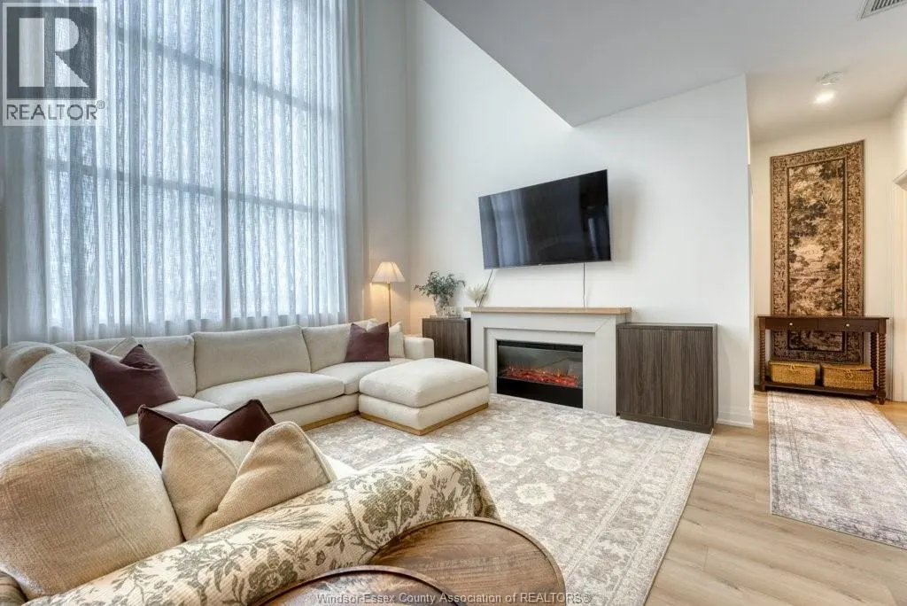 4300 Laurier PARKWAY Unit# 215