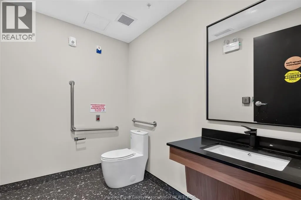 4400 Laurier PARKWAY Unit# 206
