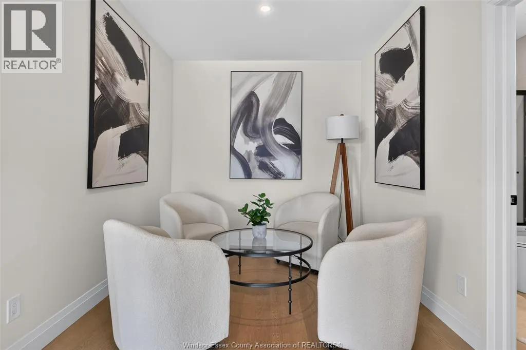 4400 Laurier PARKWAY Unit# 206