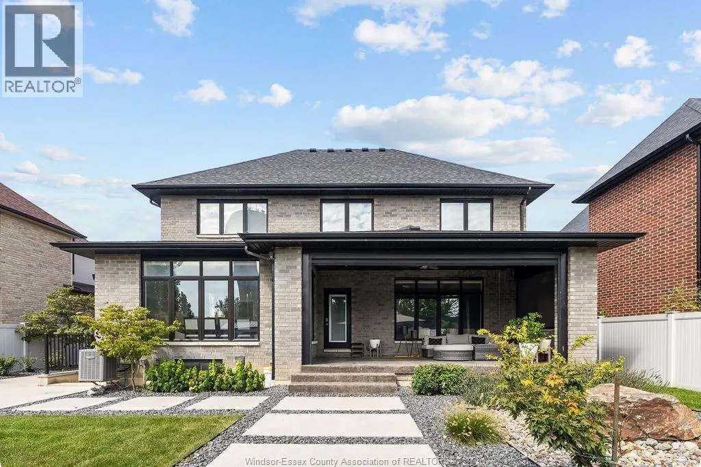 226 RAFIH CRESCENT