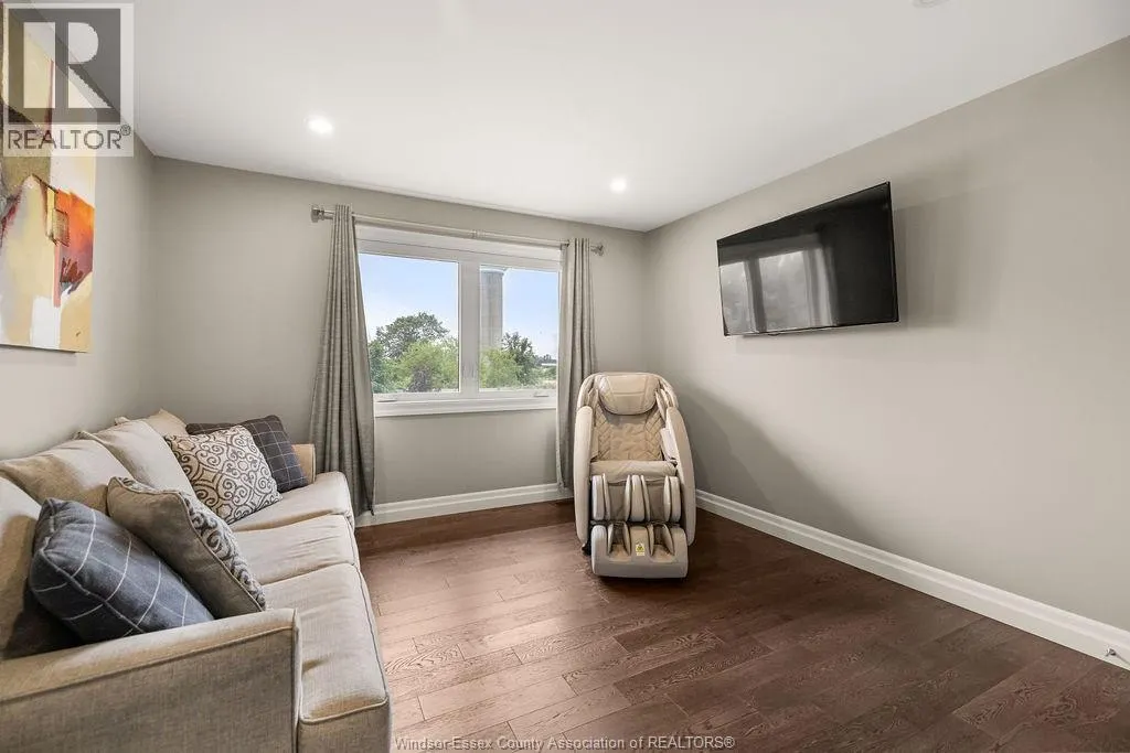 226 RAFIH CRESCENT