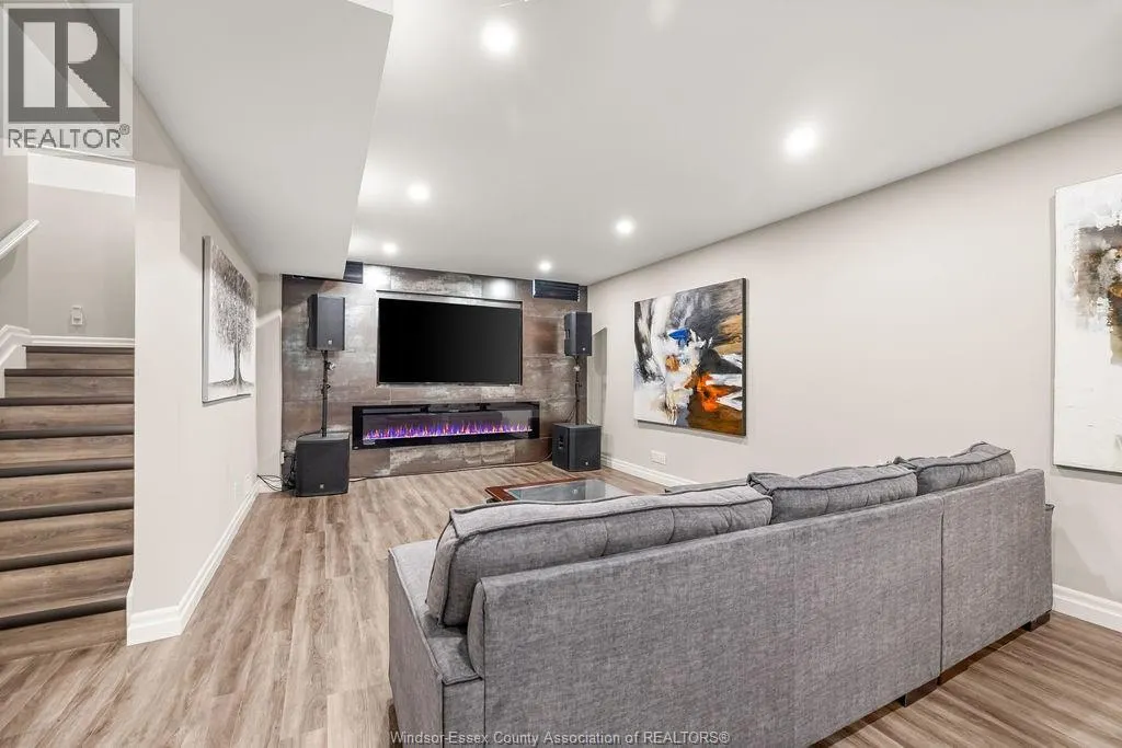 226 RAFIH CRESCENT