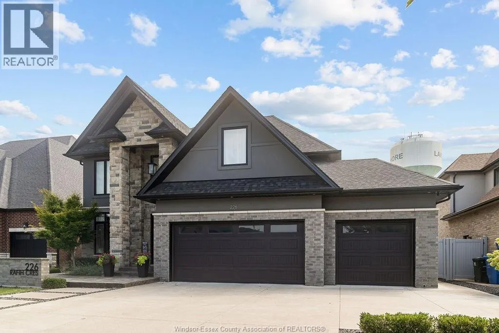 226 RAFIH CRESCENT