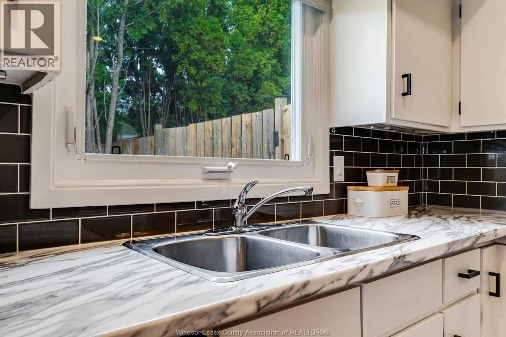 64 Palmer Dr