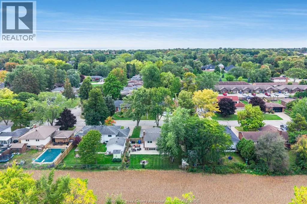 64 Palmer Dr