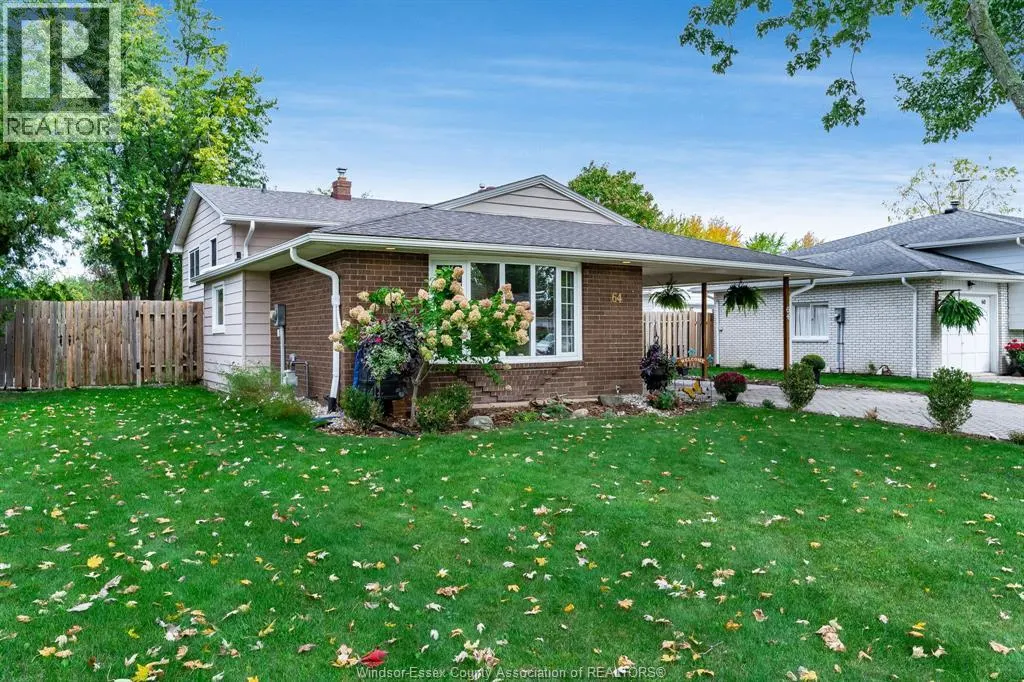 64 Palmer Dr