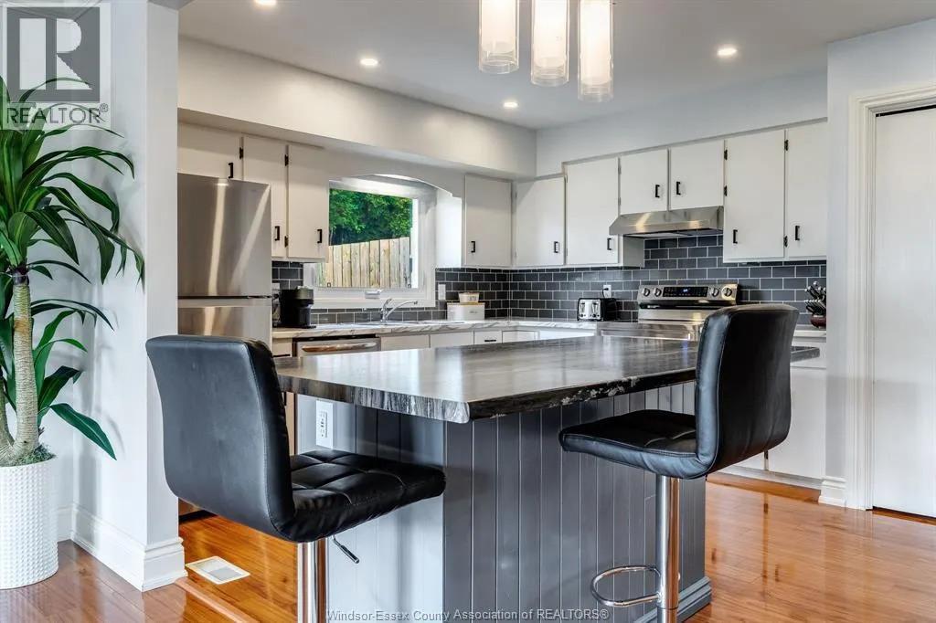 64 Palmer Dr