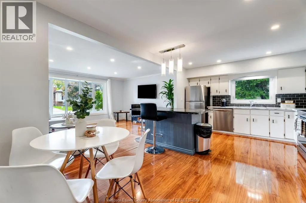 64 Palmer Dr