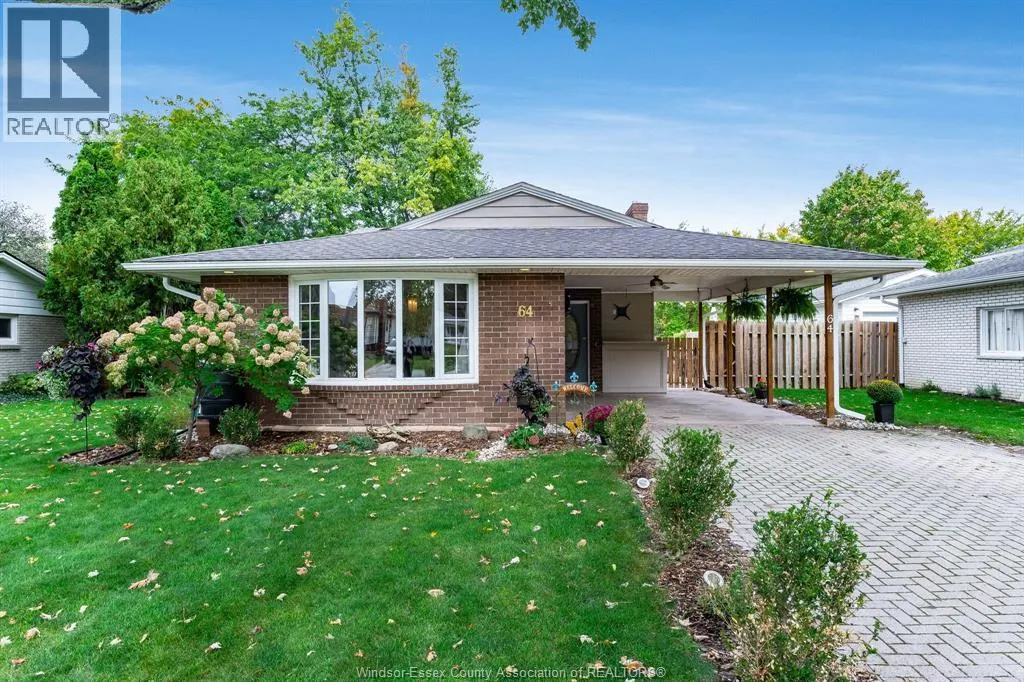 64 Palmer Dr