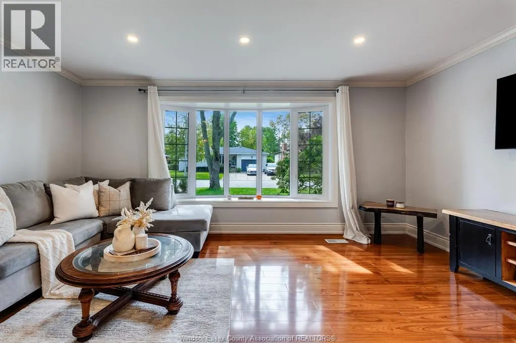 64 Palmer Dr