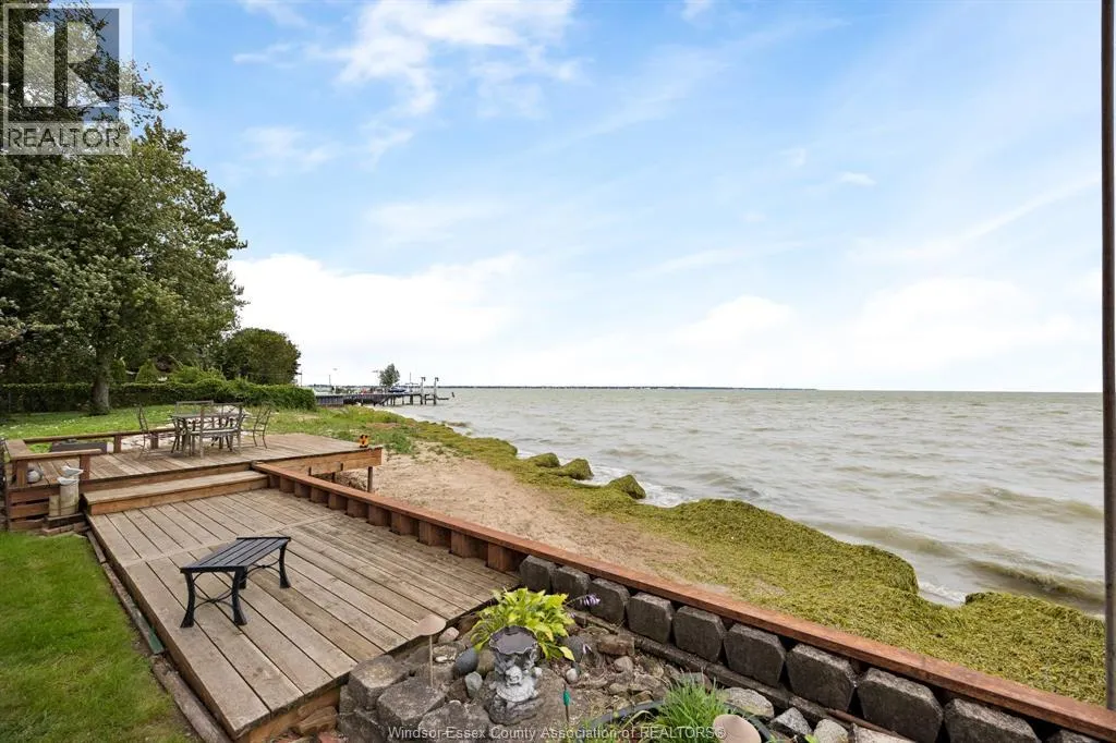 13122 Riverside DRIVE East