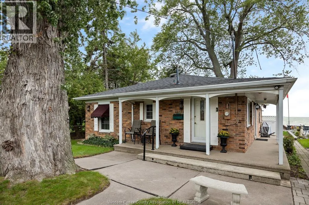 13122 Riverside DRIVE East