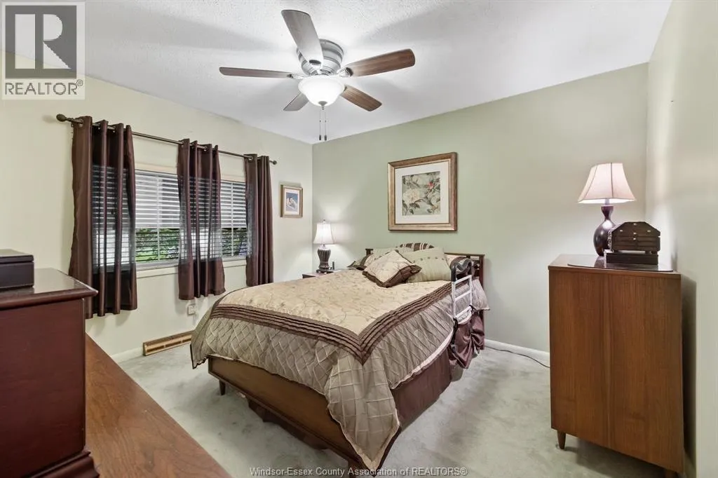 13122 Riverside DRIVE East