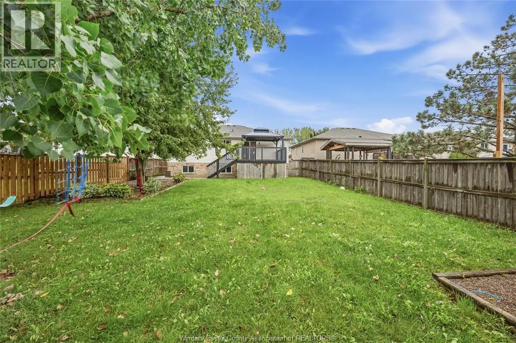 124 HIGGINS CRESCENT