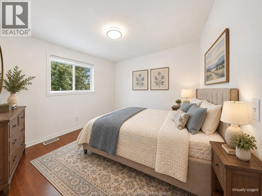 124 HIGGINS CRESCENT