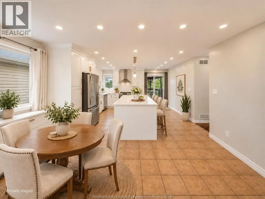 124 HIGGINS CRESCENT