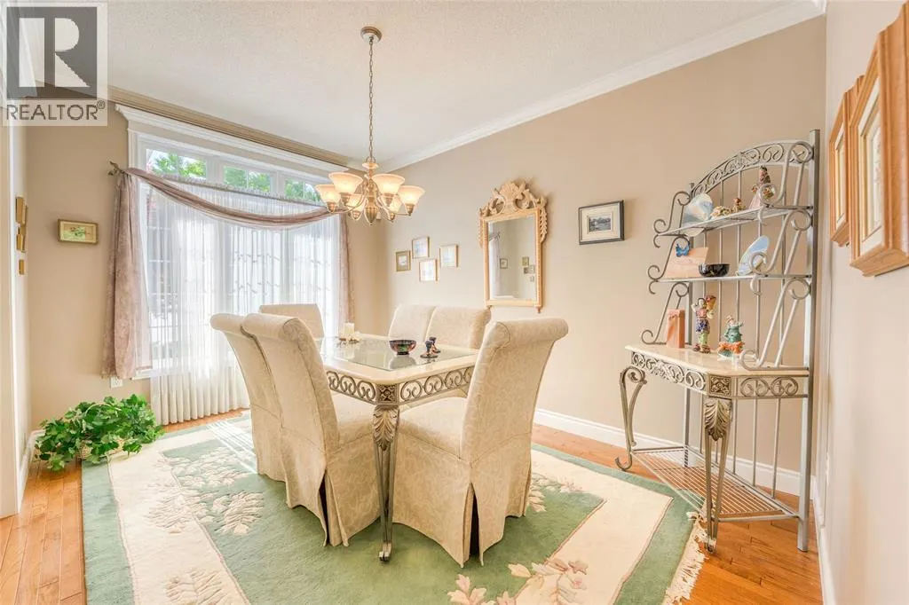 3125 BROOKSIDE CRESCENT