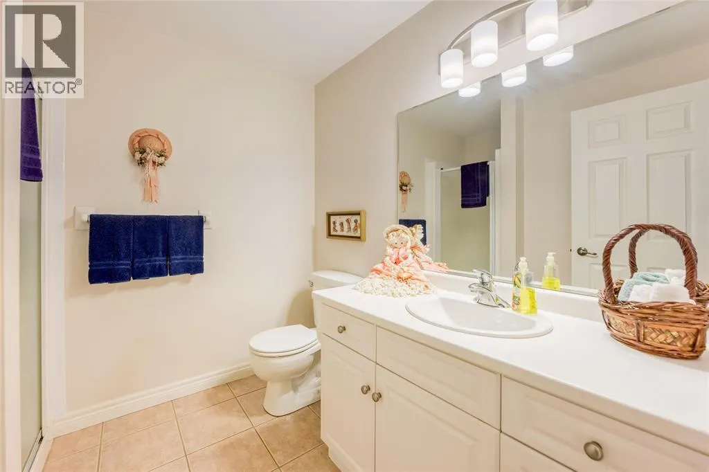 3125 BROOKSIDE CRESCENT