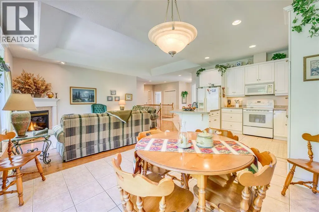 3125 BROOKSIDE CRESCENT