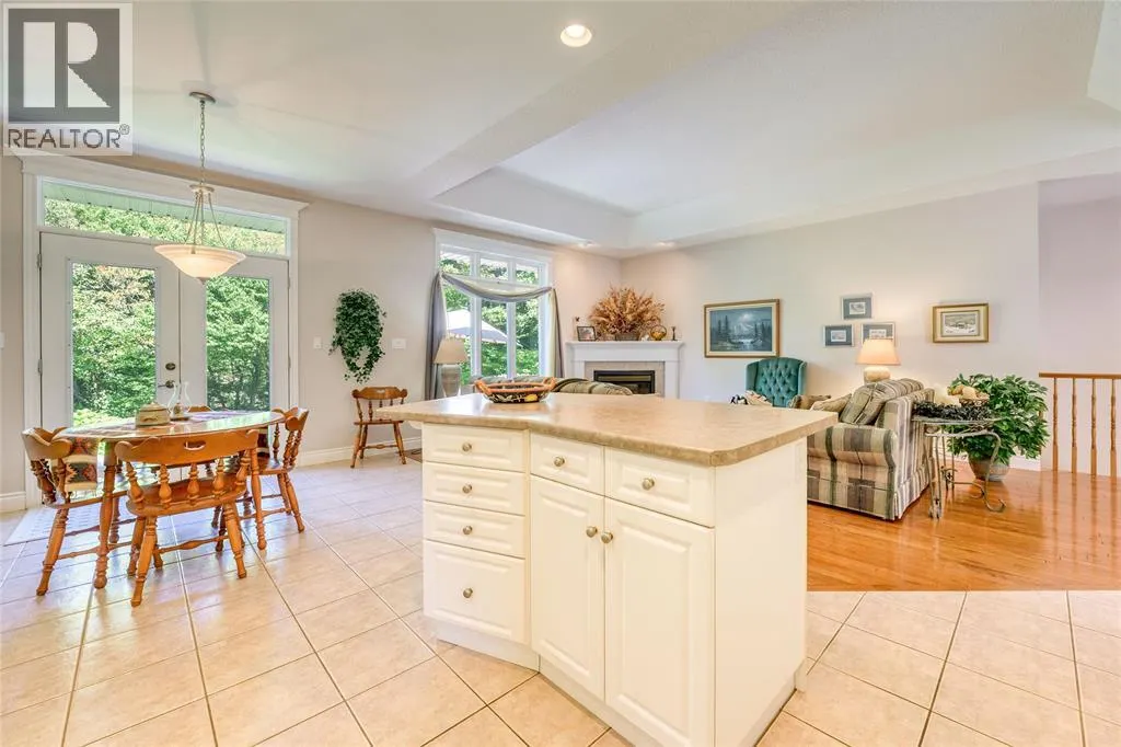 3125 BROOKSIDE CRESCENT