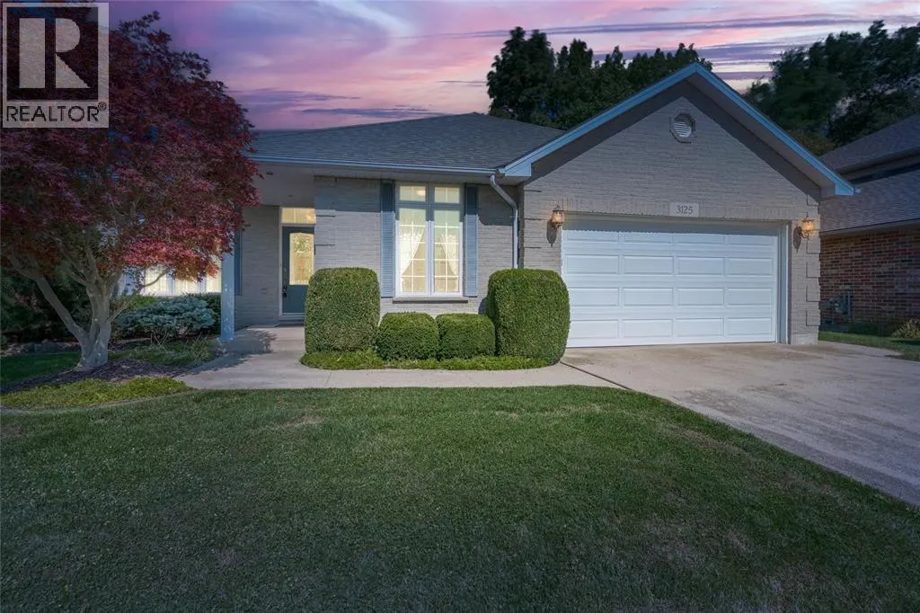3125 BROOKSIDE CRESCENT