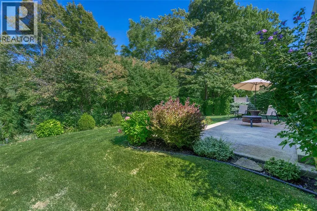 3125 BROOKSIDE CRESCENT