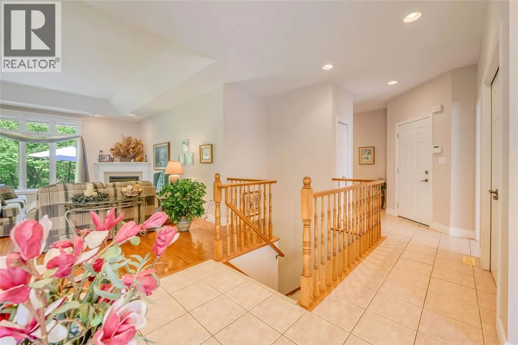 3125 BROOKSIDE CRESCENT