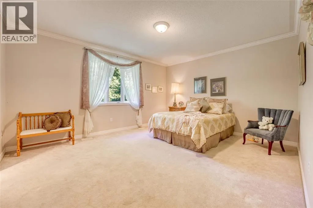 3125 BROOKSIDE CRESCENT